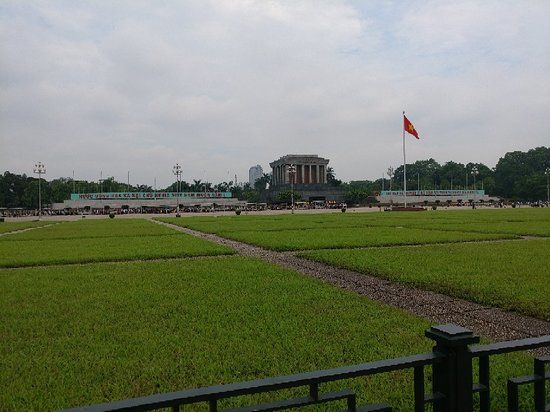 Dataran Ba Dinh